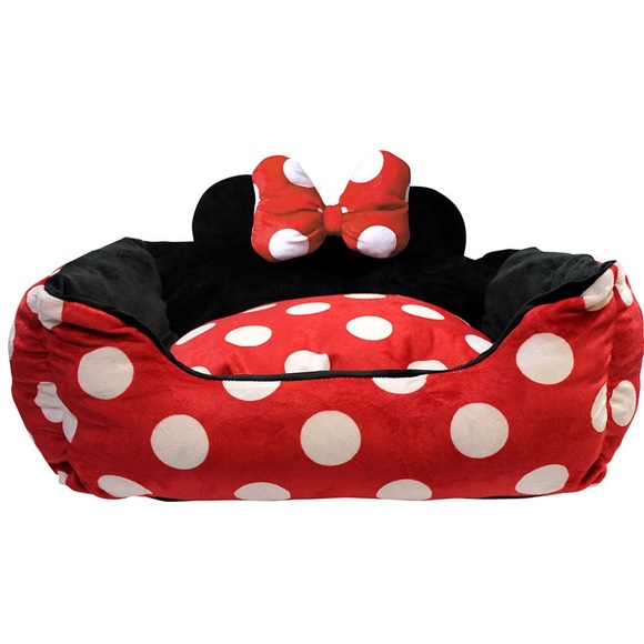 Minnie Mouse Ultra Soft Plush Pet Bed for small pets
